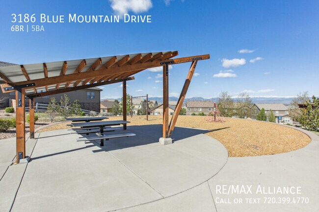 Building Photo - 3186 Blue Mountain Dr