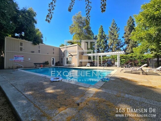 Building Photo - 168 Damsen Dr