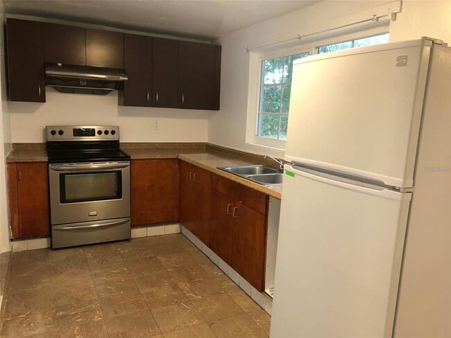 Building Photo - 1425 38th St