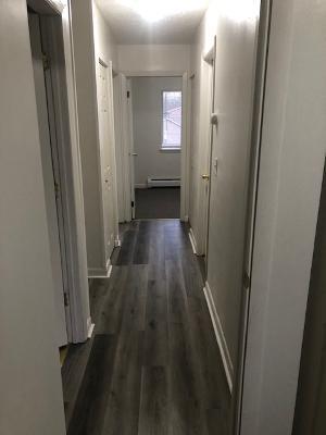 Building Photo - 244 Oakville Ave