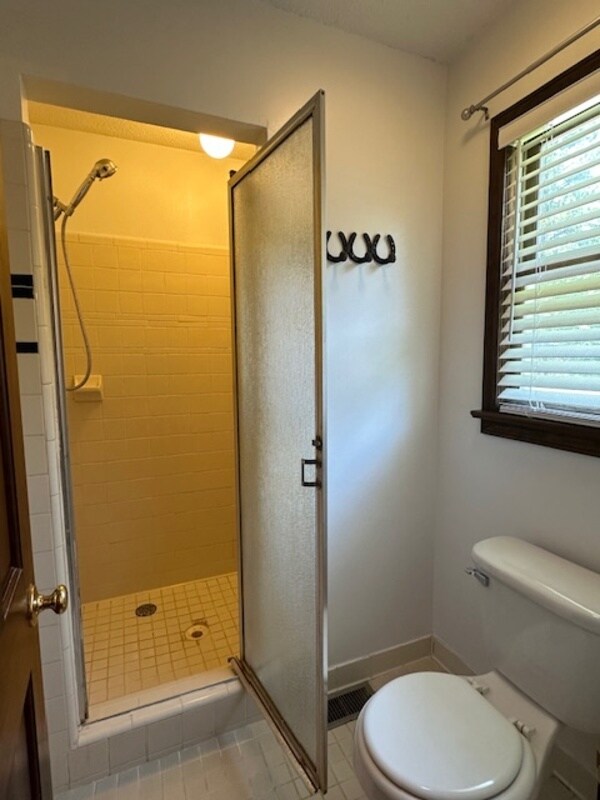 Building Photo - 339 Langford Rd