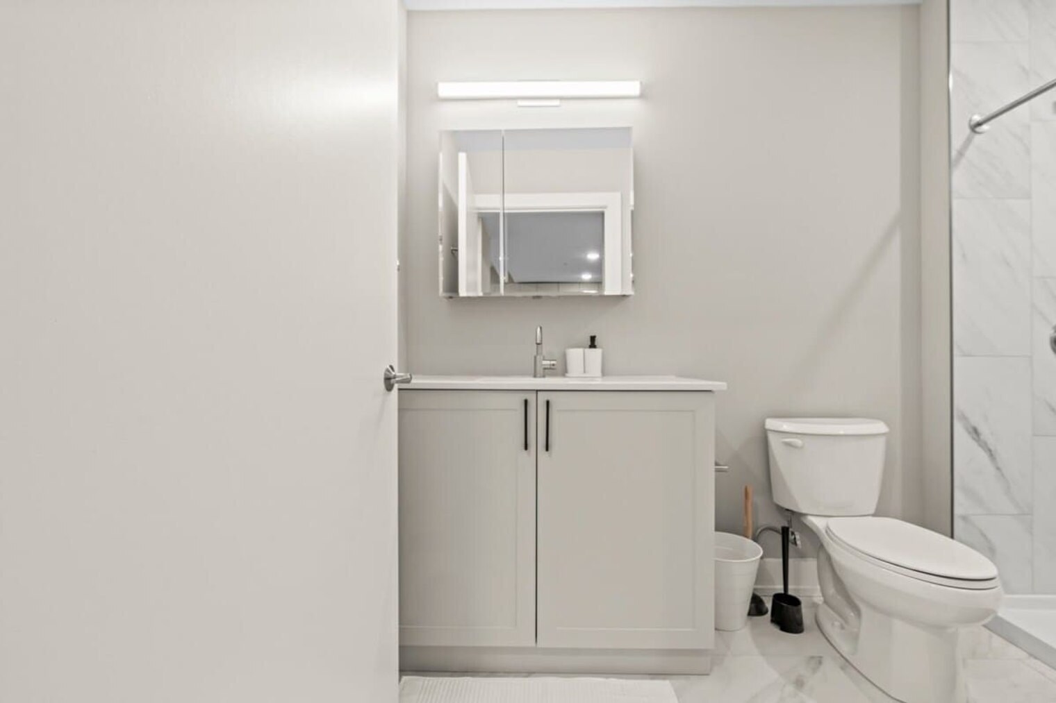 Building Photo - 626 N Delaware Ave