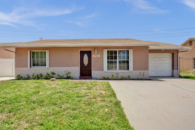 Primary Photo - 6214 Wauconda Way W