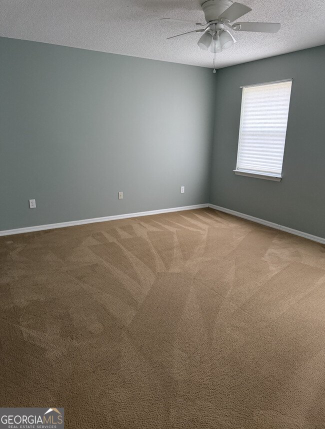 Building Photo - 203 Millers Trace Dr