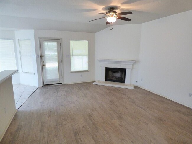 Building Photo - 15431 Quinley Dr