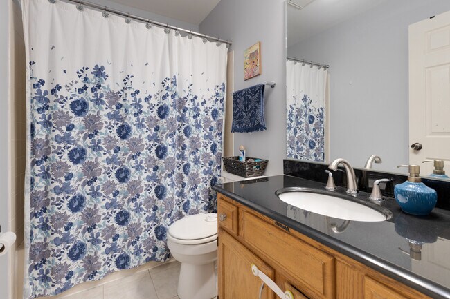 Building Photo - 204 Dublin Ln