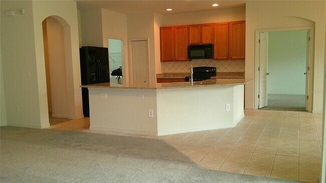 Building Photo - 609 Cedar Waxwing Dr