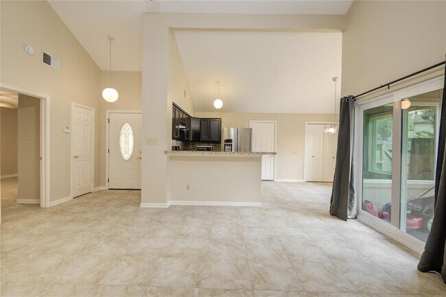 Building Photo - 1411 Brickarbor Dr