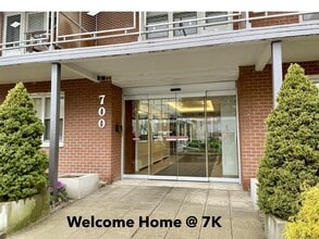 Building Photo - 700 Summer St