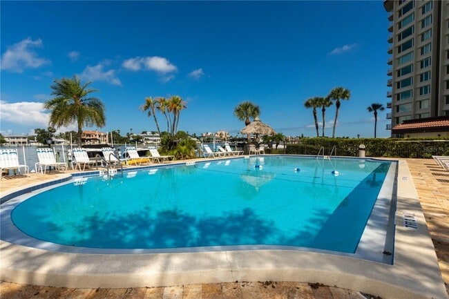 Building Photo - 700 Island Way