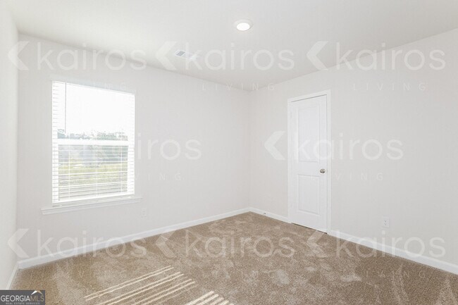 Building Photo - 3505 Bridgewood Dr