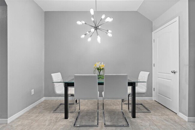 Building Photo - 10425 Red Carpet Ct