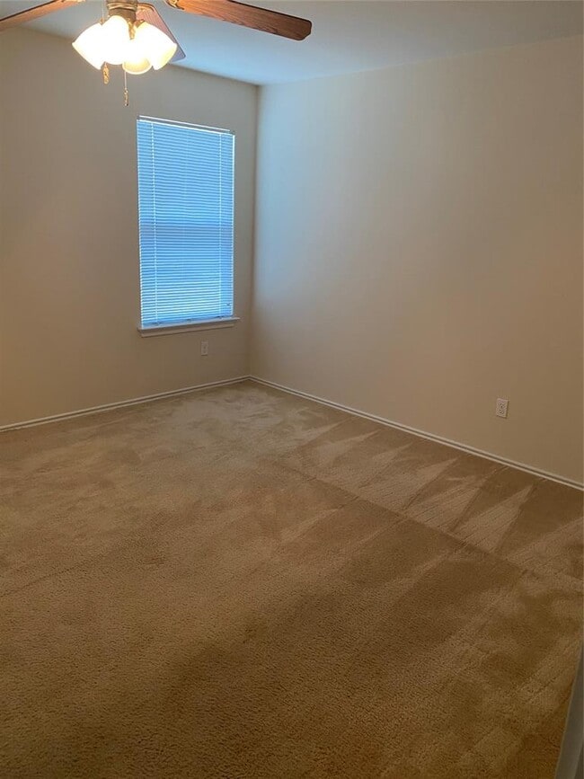 Building Photo - 177 Pebble Creek Ln