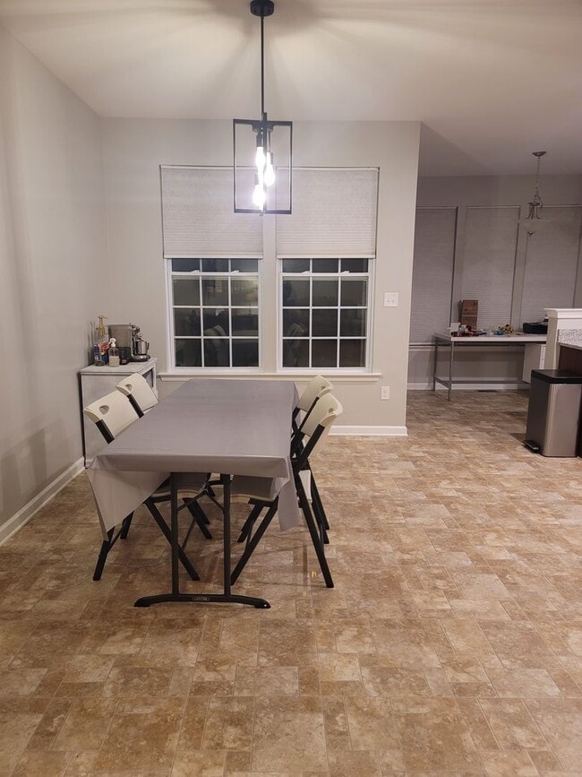 Building Photo - 3 bedroom 2 1/2 bath Townhouse in Bayberry