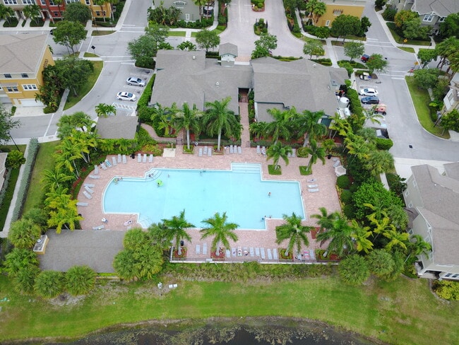 Building Photo - 669 Pacific Grove Dr