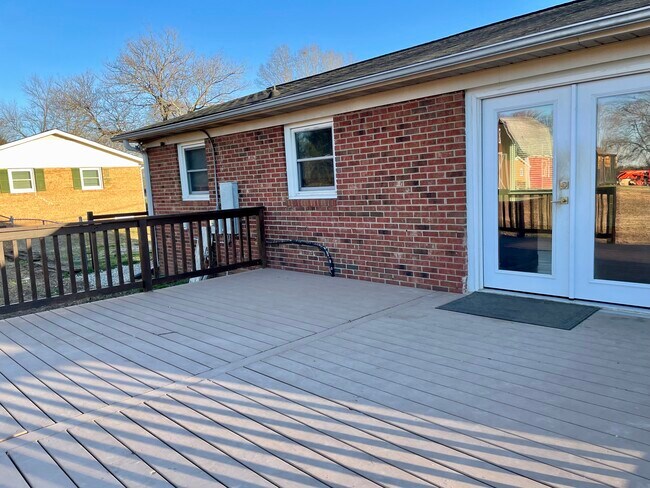 Building Photo - 3935 Elkton Trail