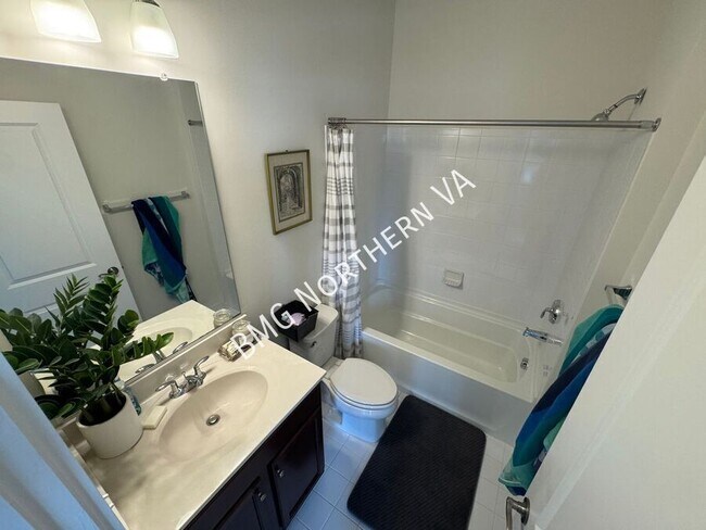 Building Photo - 25459 Byrnes Crossing Dr
