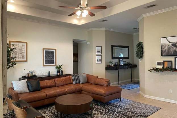 Building Photo - 3821 Oriole Ave