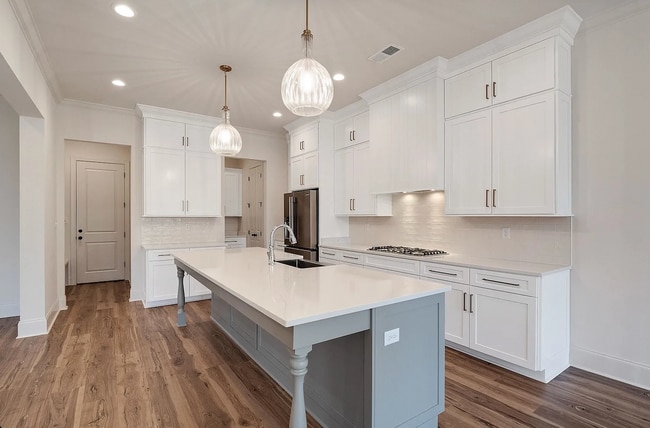 Building Photo - Custom-Built 4 Bedroom Home / Gated Community