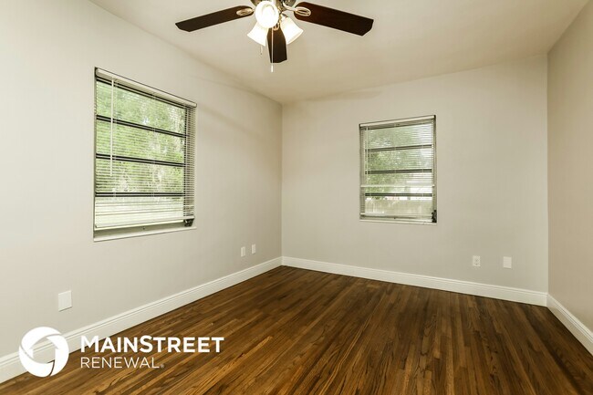 Building Photo - 830 N Tuxedo Ave