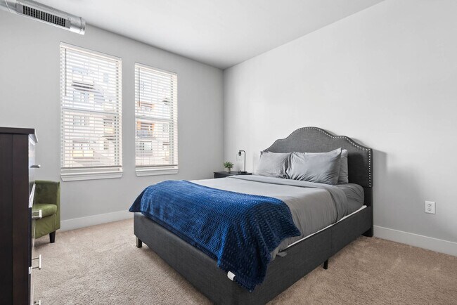 Building Photo - 235 S Delaware St