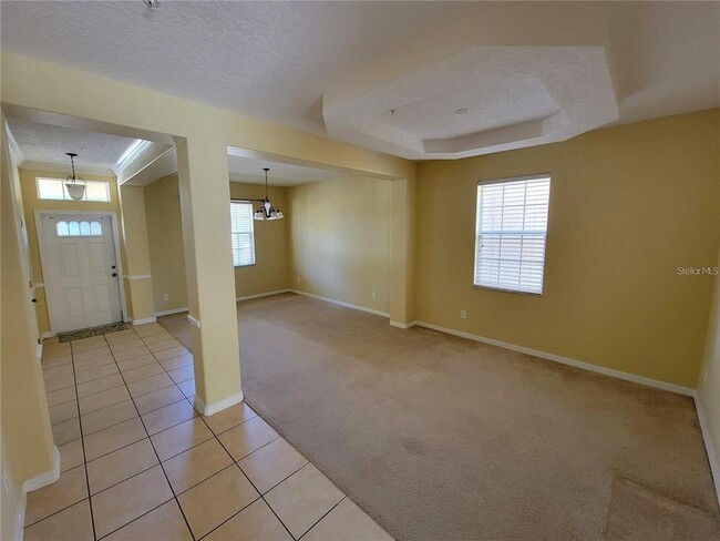 Building Photo - 9722 Moss Rose Way