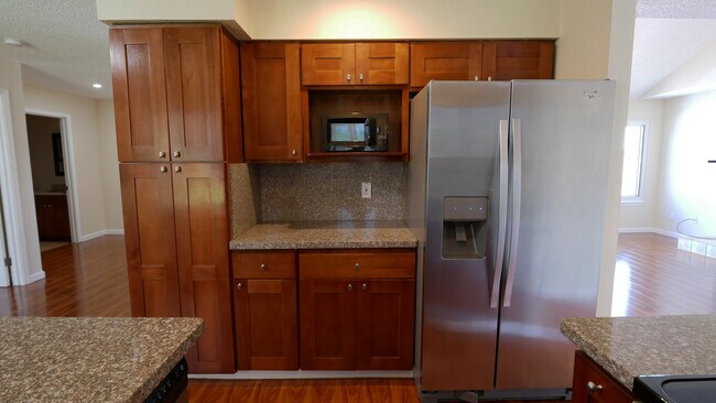 Building Photo - 318 Barbara Ln