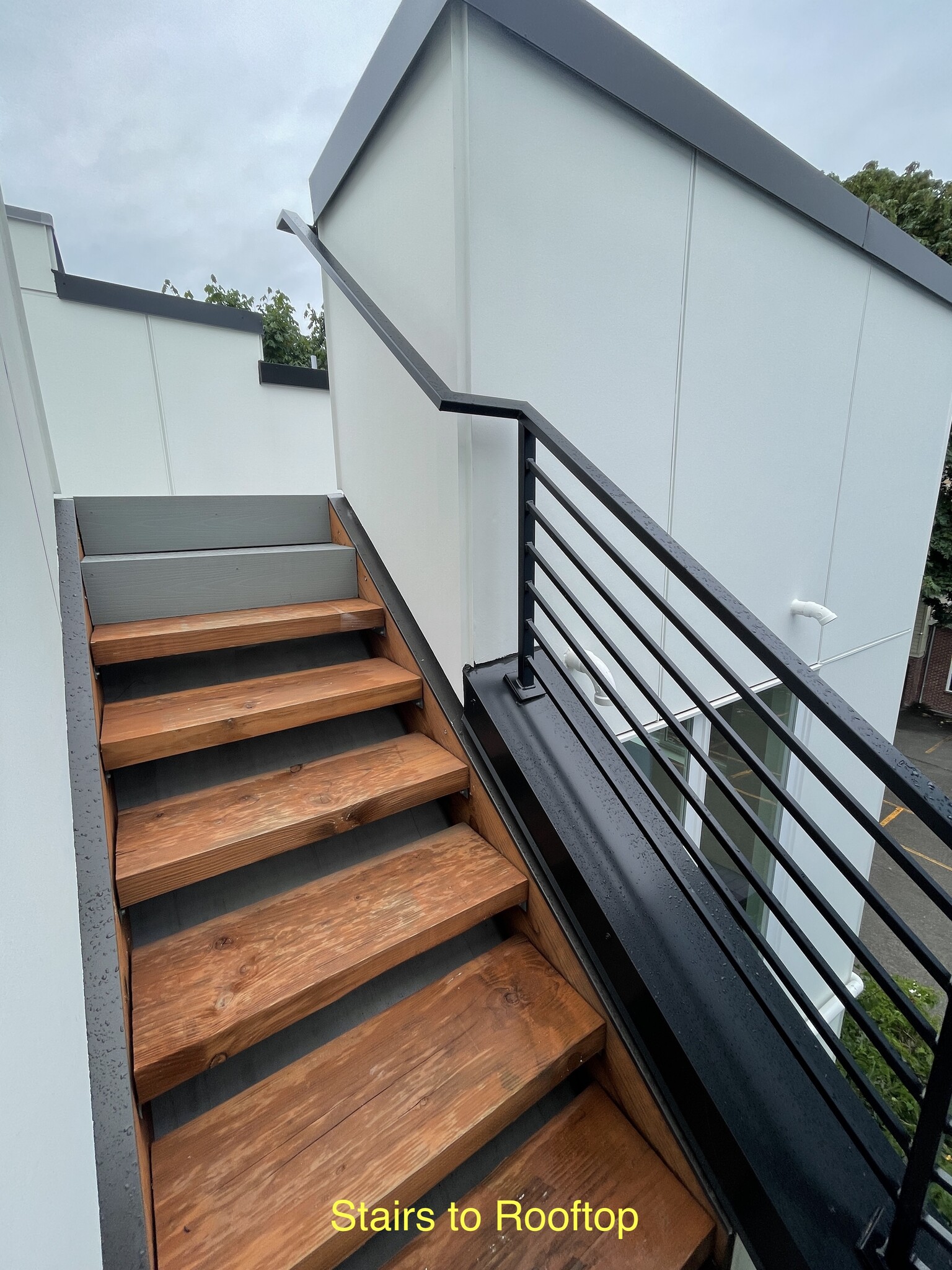 Building Photo - 1724E 11th Ave