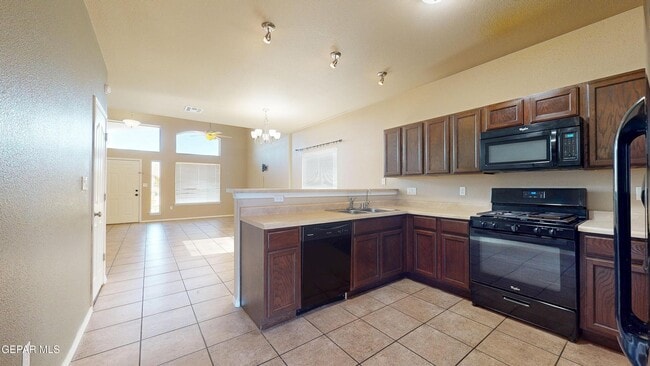 Building Photo - 7260 Turtle Creek Ct