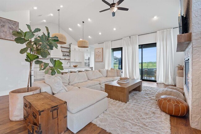 Building Photo - 8400 Ambergill Ct