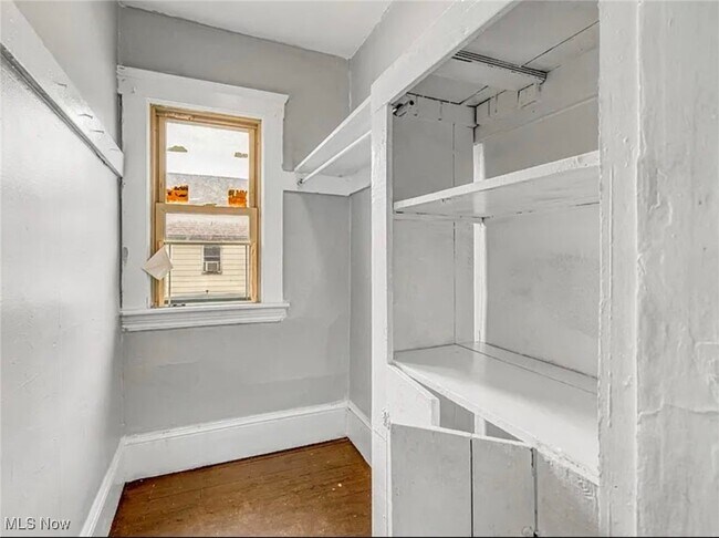 Building Photo - 3635 E 49th St