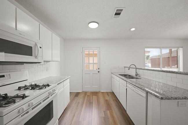 Building Photo - 17651 Northfalk Dr