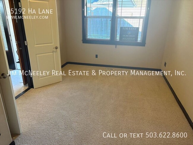 Building Photo - 35192 Ha Ln