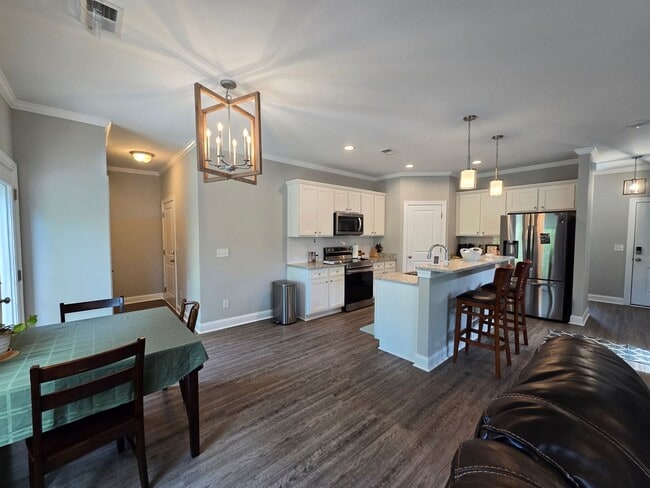 Building Photo - Rare find in Camden, SC - Gorgeous home on...