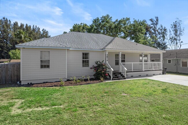 Building Photo - 5814 Killarney Ave