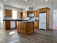 Building Photo - 24 Hancock St