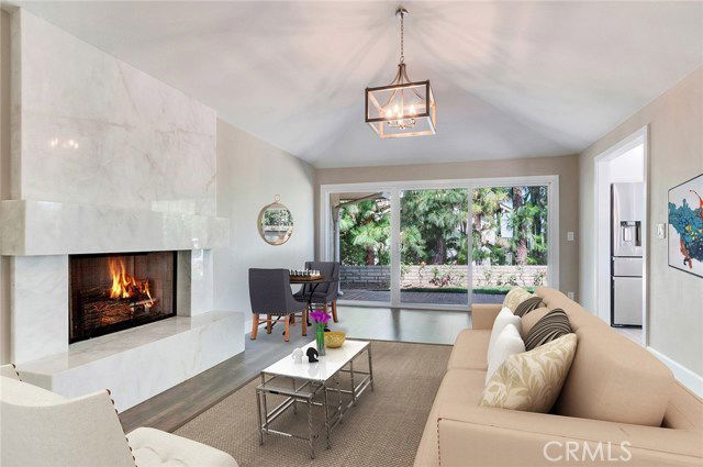 Building Photo - 11761 Highview Dr