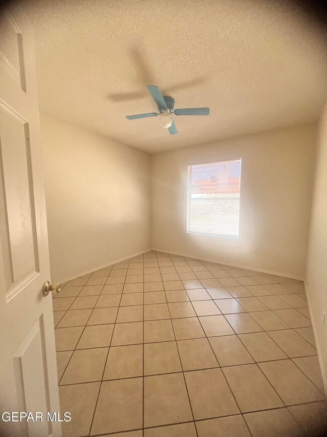 Building Photo - 7317 Desierto Azul Dr