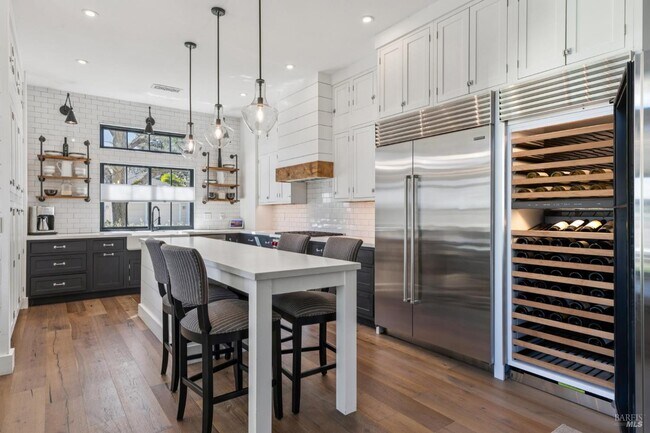 Building Photo - 1810 Quail Ct