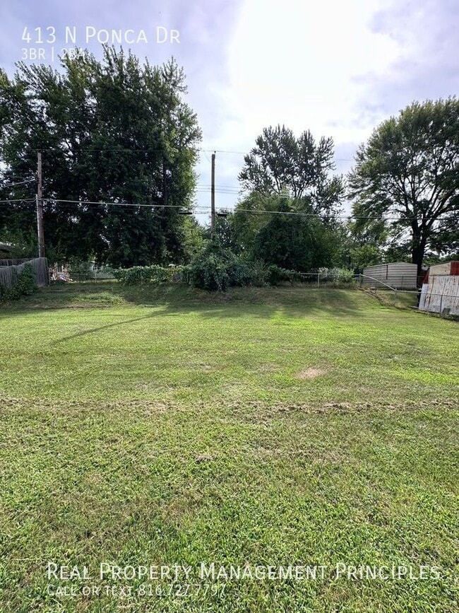 Building Photo - 413 N Ponca Dr