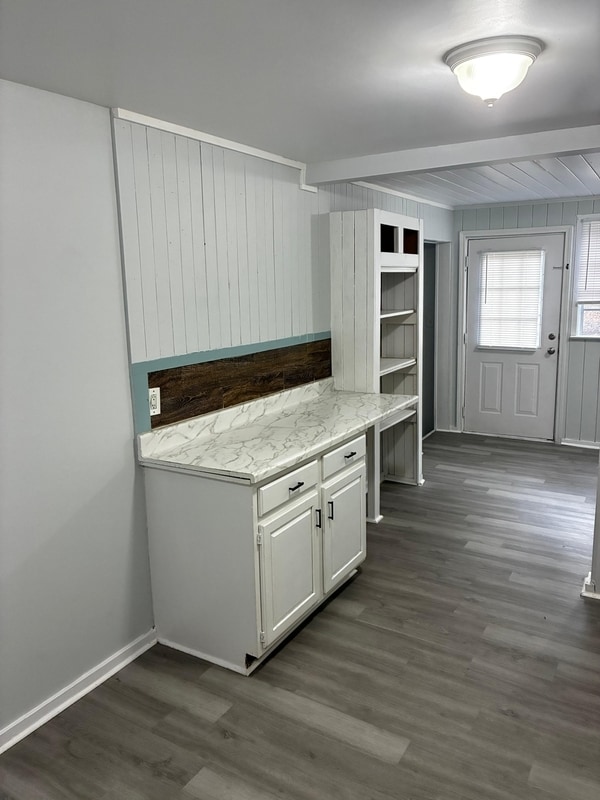 Building Photo - 7651 Hammond Blvd