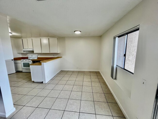 Building Photo - 6840 Bear River Row