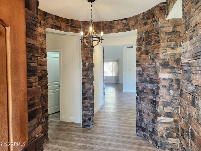 Building Photo - 7762 E Boston St