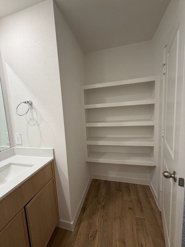 Building Photo - 3550 Blue Mockingbird St