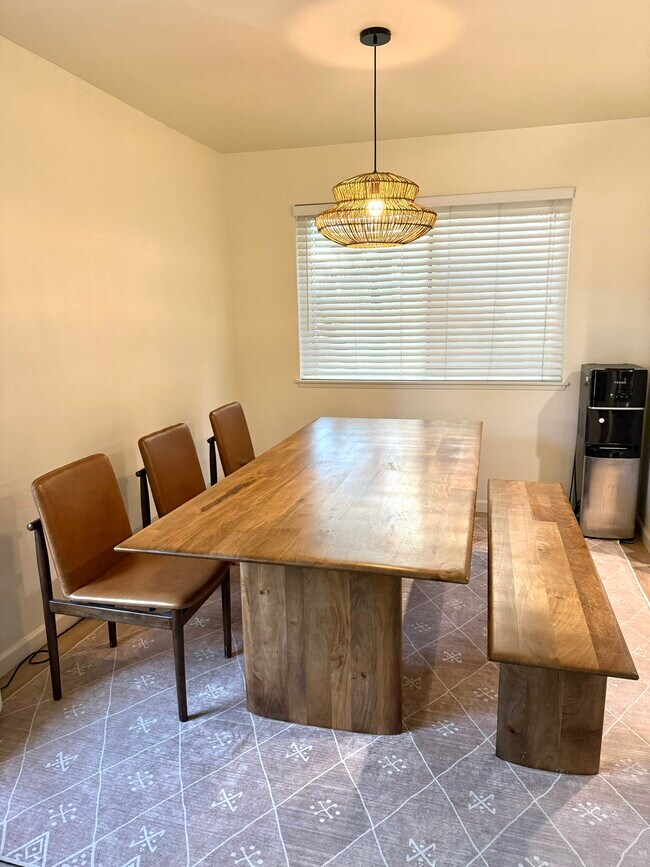 Building Photo - 5790 Friars Rd