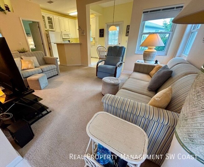 Building Photo - 10734 Blue Bimini Cir