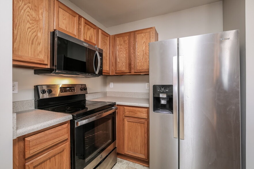 Building Photo - 3637 Pinkham Way