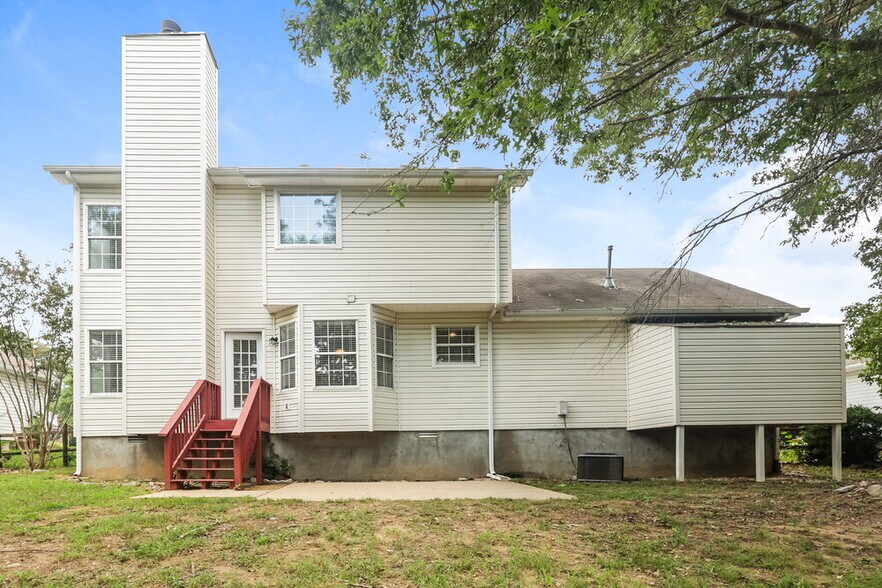 Building Photo - 5120 Pebble Creek Dr
