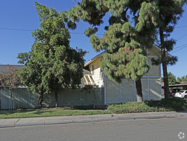 Building Photo - Dove's Nest Apartments
