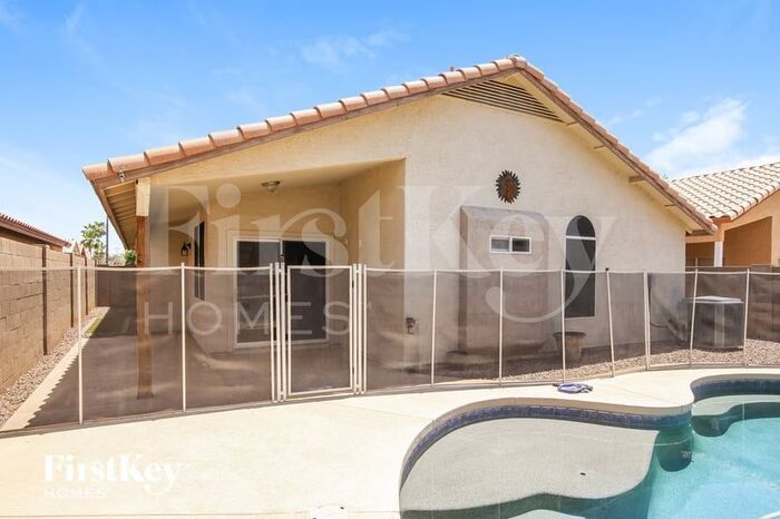 Building Photo - 2712 N 126th Dr